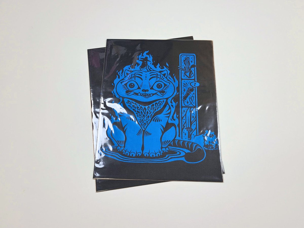 Blue illustration of Kpop Demon Hunters Derpy Tiger with a detailed background on black paper.